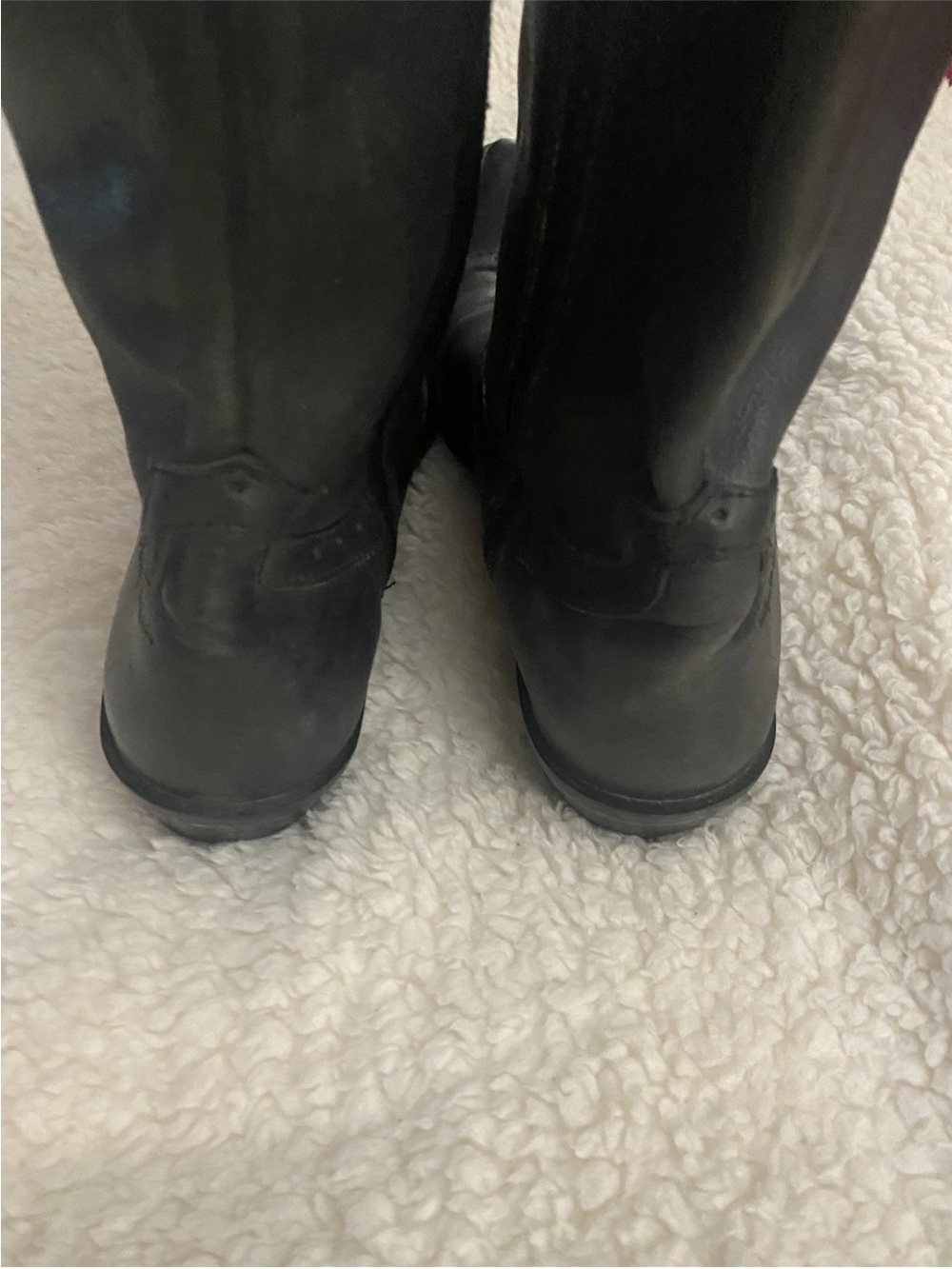 Harley Davidson Boots. Black. Mid calf. Size 8 - Picture 3 of 4